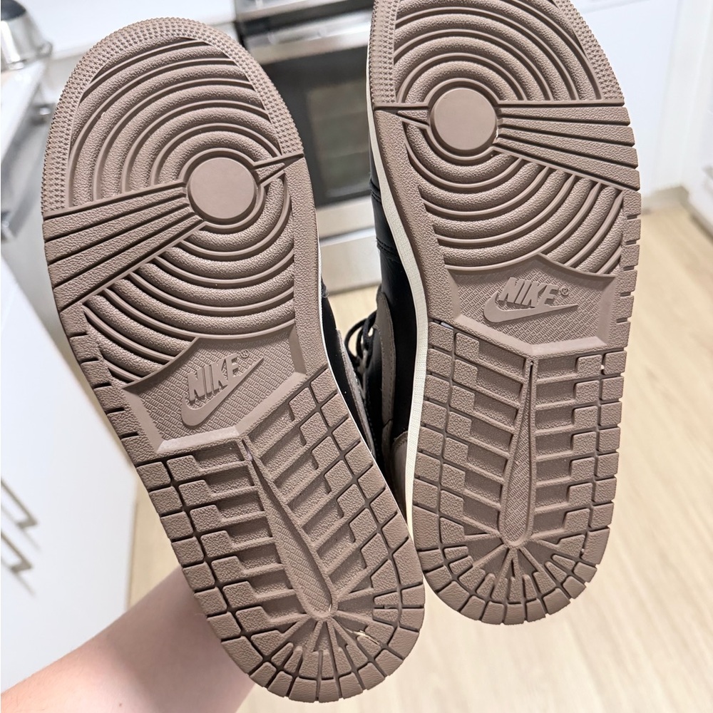 Jordan retro 1 high palomino - Picture 9 of 9